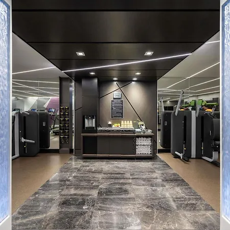 Hotel Sofitel Magnificent Mile