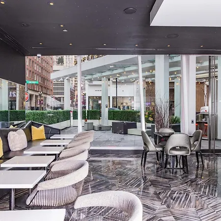 Hotel Sofitel Magnificent Mile 5*