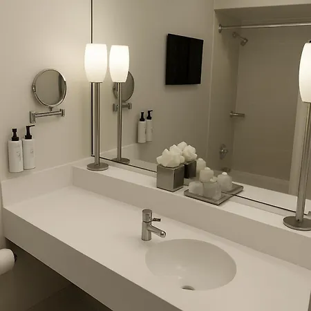 Crowne Plaza - West Loop By Ihg Hotel Chicago
