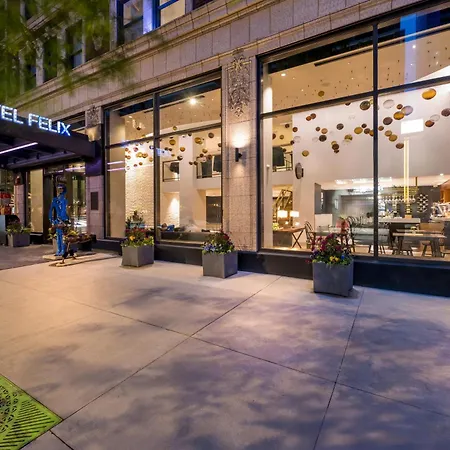 Felix Hotel