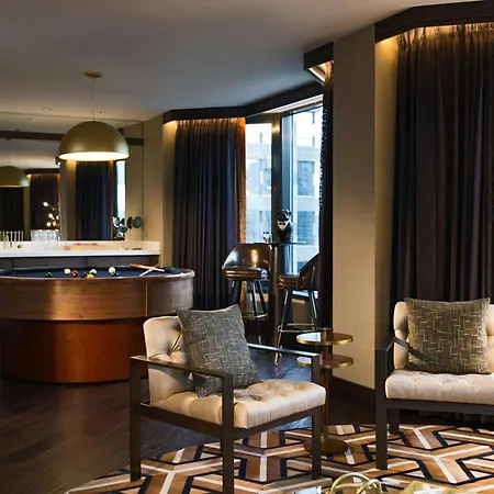 Renaissance Downtown