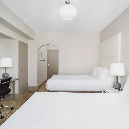 Express - Magnificent Mile By Ihg Hotel