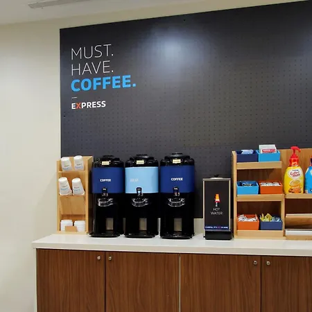 Express - Magnificent Mile By Ihg Hotel Chicago