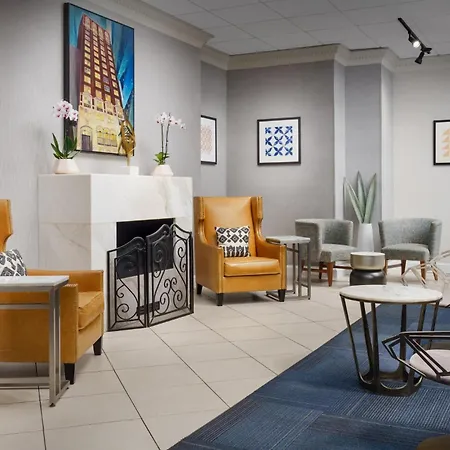 Express - Magnificent Mile By Ihg