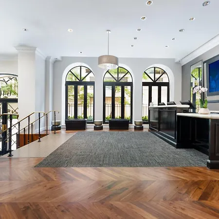 Express - Magnificent Mile By Ihg 3*