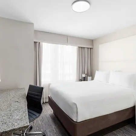 Express - Magnificent Mile By Ihg Chicago