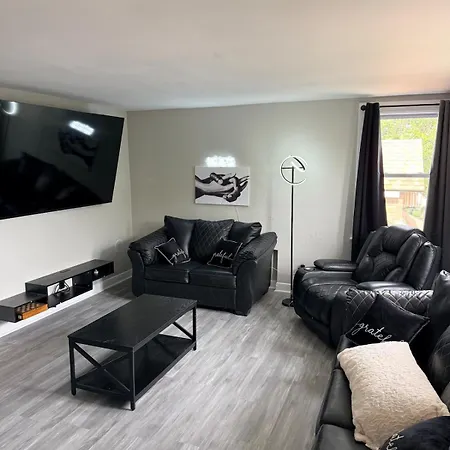 Stylish Retreat Apartment Chicago