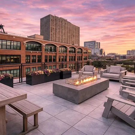 Modern 2br In South Loop Near Soldier Field, Grant Park, Downtown, & Lakefront Trail * Chicago