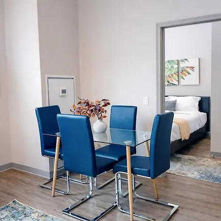 Modern 2br In South Loop Near Soldier Field, Grant Park, Downtown, & Lakefront Trail
