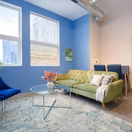 Modern 2br In South Loop Near Soldier Field, Grant Park, Downtown, & Lakefront Trail