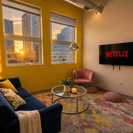 Apartment Modern 2br South Loop Gem Near Mccormick Place, Navy Pier, Adler Planetarium & Columbia College *