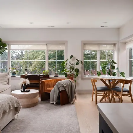 Ace Apartment