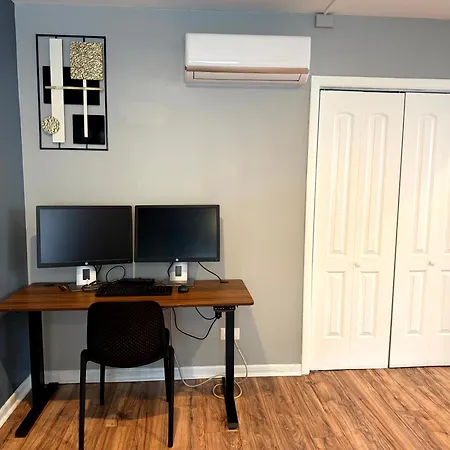 1br Free Parking, Near Transit And Dining Apartment Chicago