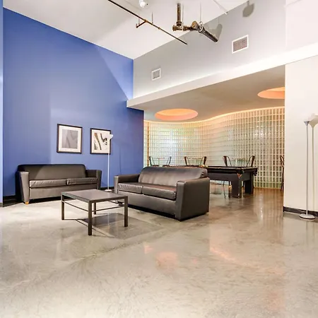 West Loop - Views With In & Out Parking 4 * Chicago