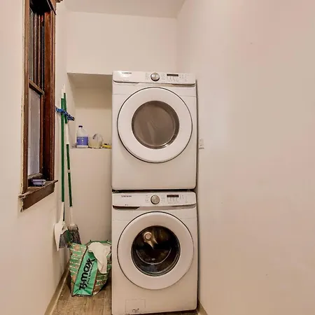 Apartment Edgewater Andersonville-area Close To Loyola Ez Parking *