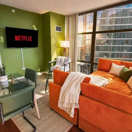 South Loop 2br Skyline Views - 5 Min To Grant Park