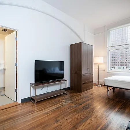Amazon Apartment Chicago