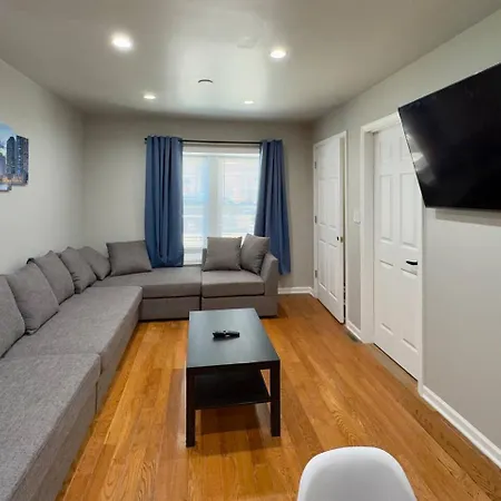4br Downtown Retreat Free Street Parking *