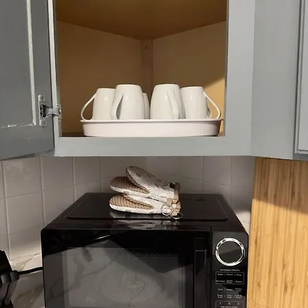 Spacious 4 Queen Beds Free Parking * Chicago