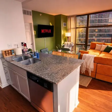 South Loop 2br Skyline Views - 5 Min To Grant Park Chicago
