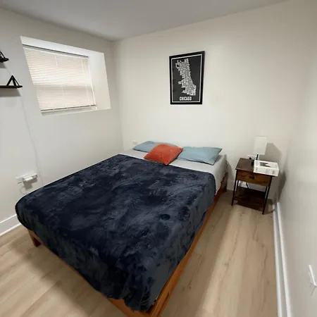 Bright Modern 2br, Close To Downtown Apartment