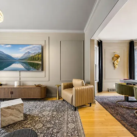 The Velvet Manor Luxe 3br Jacuzzi Garage * Chicago