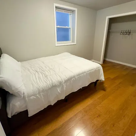 Apartment 4br Downtown Retreat Free Street Parking Chicago
