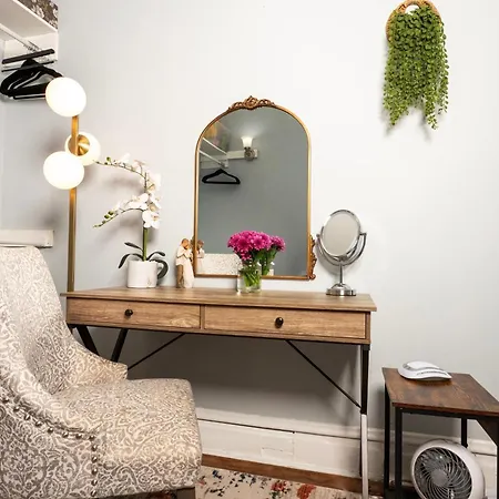 Apartment Chic & Comfy 3br, Family Friendly