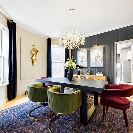 The Velvet Manor Luxe 3br Jacuzzi Garage *