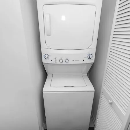 Apartment South Loop 2br Skyline Views - 5 Min To Grant Park *