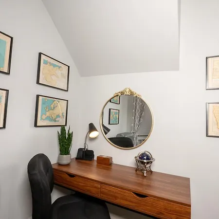 Chic & Comfy 3br, Family Friendly Apartment Chicago