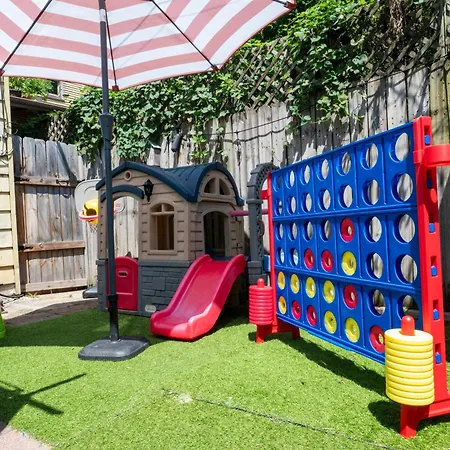Chic & Comfy 3br, Family Friendly *