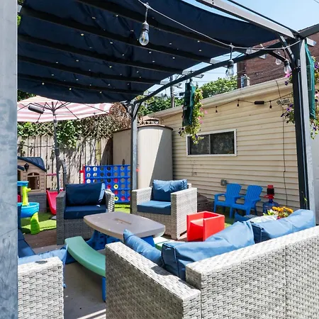 Chic & Comfy 3br, Family Friendly Apartment Chicago