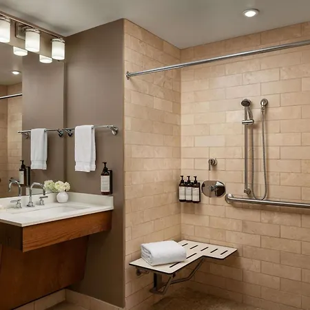 Hotel Fairmont Millennium Park 4*