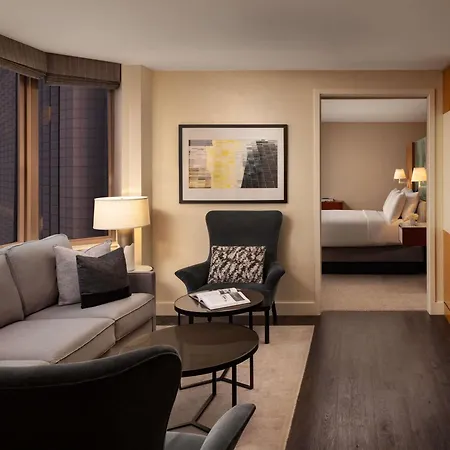 Hotel Fairmont Millennium Park 4*