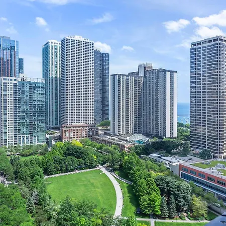 Radisson Blu Aqua Hotel, 4* Chicago