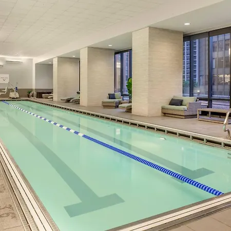 Radisson Blu Aqua Hotel, Hotel Chicago