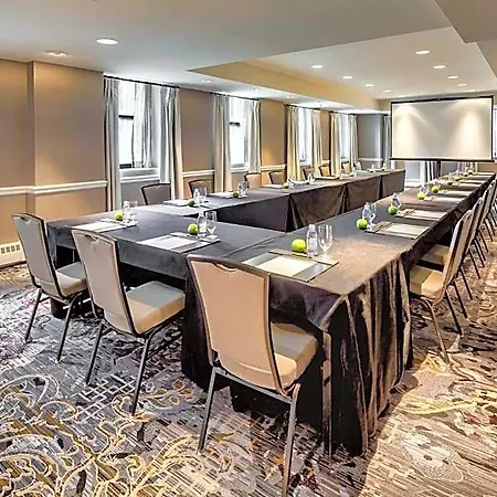 Intercontinental Magnificent Mile By Ihg Hotel 4*