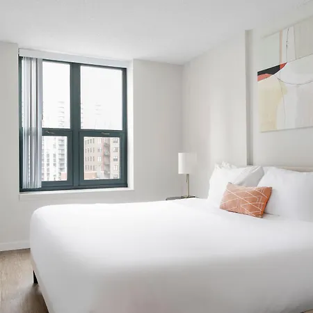 Kasa Magnificent Mile 4* Chicago