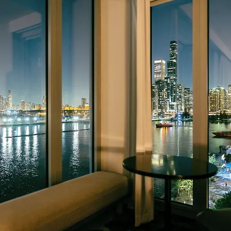 Sable At Navy Pier Chicago, Curio Collection By Hilton 4*