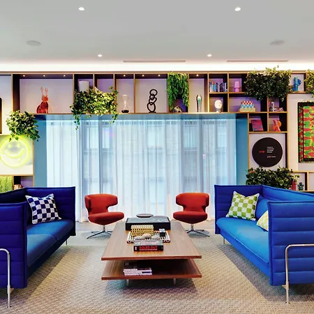 Citizenm Downtown Hotel 4*