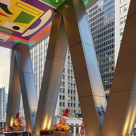 Citizenm Downtown 4*