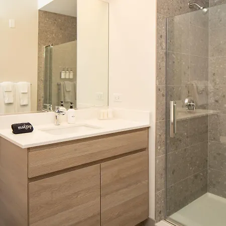 Kasa River North Hotel Chicago