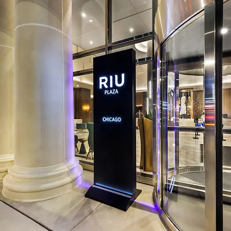 Hotel Riu Plaza