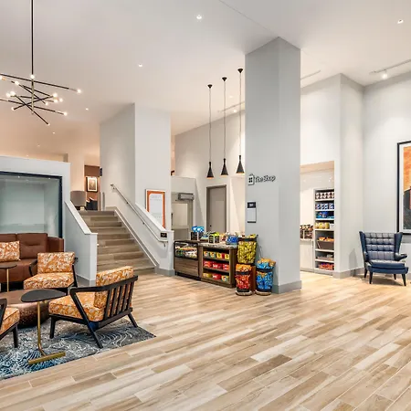Hilton Garden Inn- Loop Hotel
