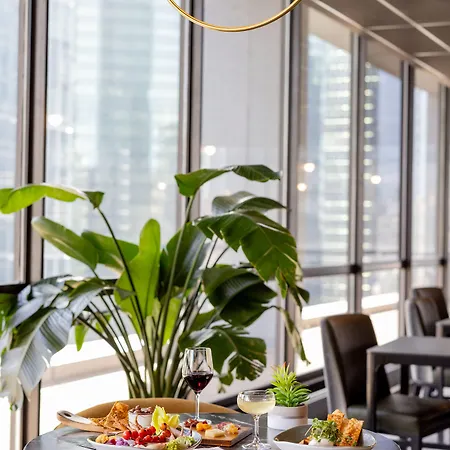 Voco Downtown - Riverwalk By Ihg Chicago