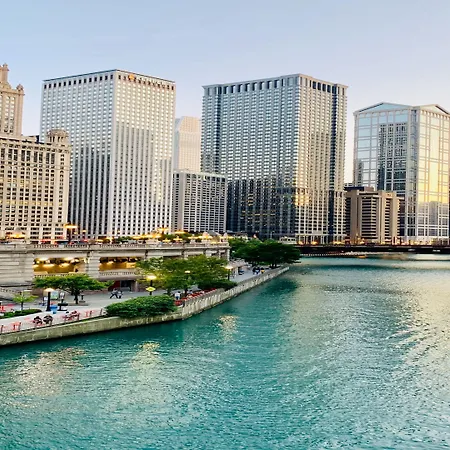 Voco Downtown - Riverwalk By Ihg Chicago