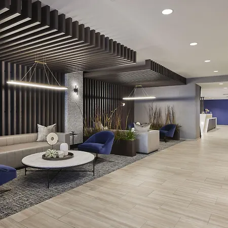 Springhill By Marriott Chinatown 3*