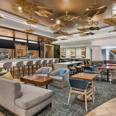 Hilton Grand Vacations Club Magnificent Mile 3* Chicago