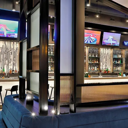 Aloft By Marriott Mag Mile Hotel Chicago